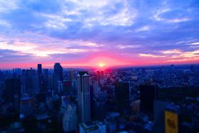 �o���R�j�[�����ɐ���!?�o���R�N�u�^���[ �N���u �A�b�g ���u�A�v�̋L���T���l�C��