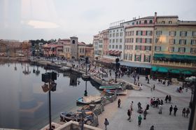 fBYj[V[Eze~RX^łʂȋLOI̋LTlC