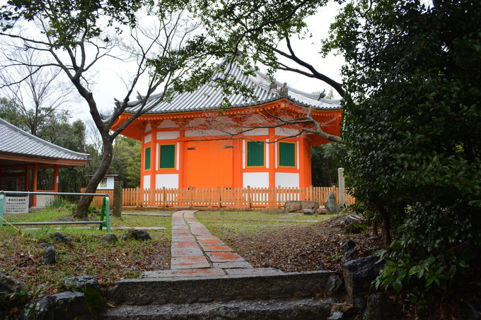 �뉀�A����������y�������I