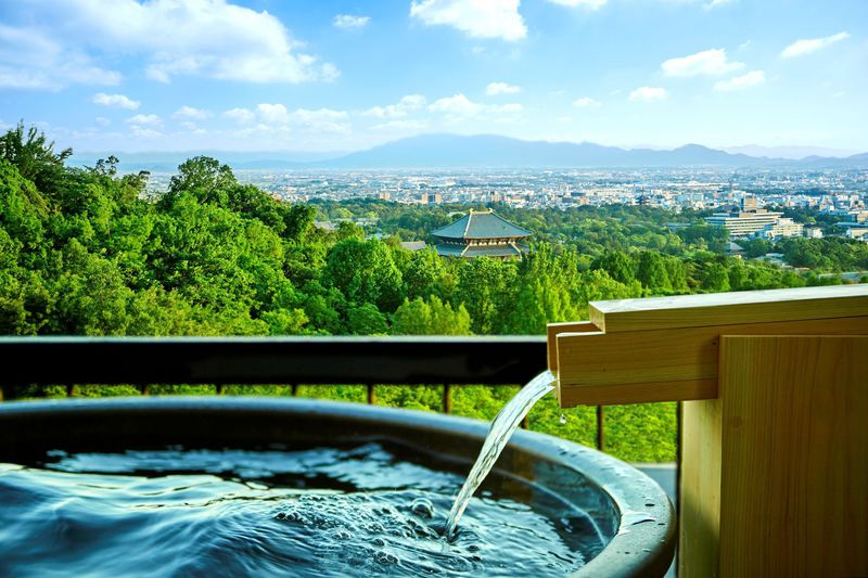 3つの世界遺産を望む景色が素敵すぎる！「ANDO HOTEL 奈良若草山」