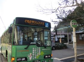 �l�����\������86�`88�Ԃ��R�~���j�e�B�o�X�ōs���u�オ��O��������v�̋L���T���l�C��