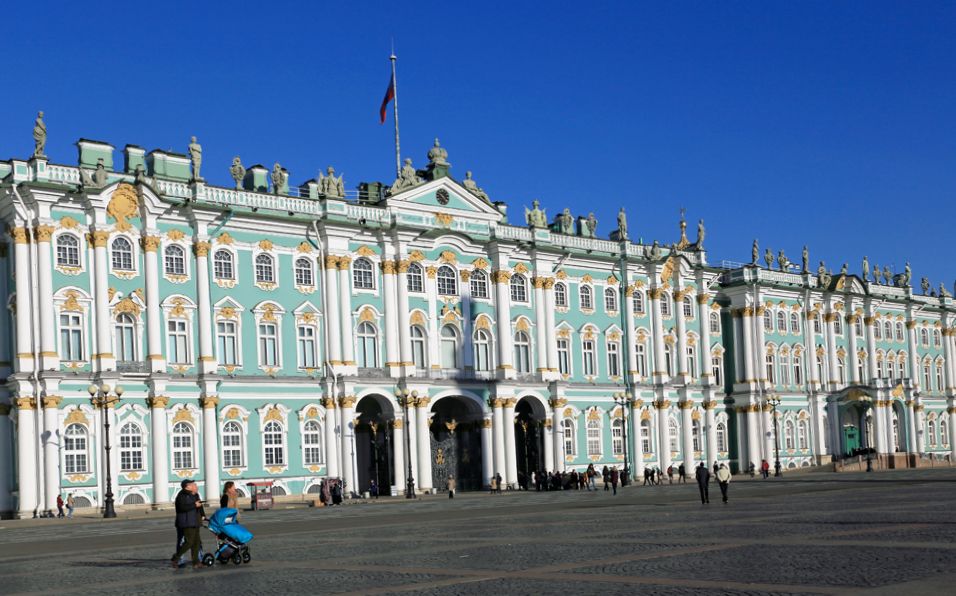 サンクトペテルブルクの定番観光スポット9選 世界遺産がいっぱい！