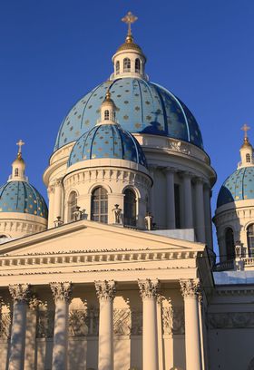 ���V�A�����̗��j�ɐZ��I�Ós�T���N�g�y�e���u���O�l�勳��߂���̋L���T���l�C��