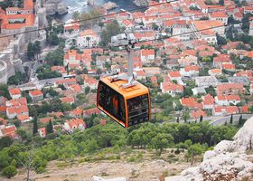 ]IEYhDujN]ރXWRŎBeyނ̋LTlC