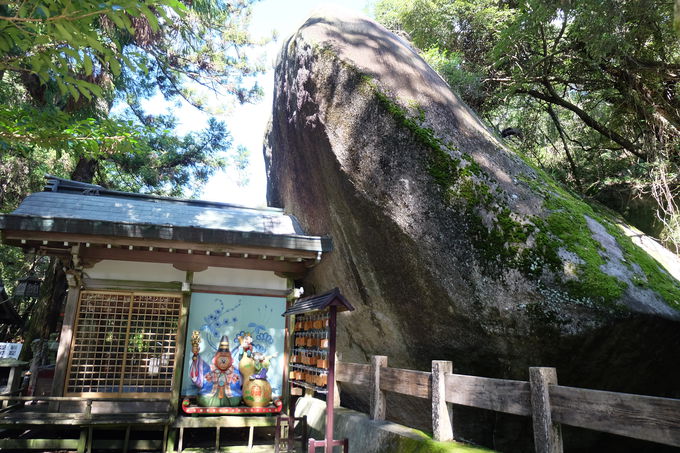 圧巻の巨岩に囲まれた岩窟巡り 大阪 磐船神社 で本格的な修験体験 大阪府 トラベルjp 旅行ガイド