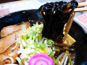 �Y�z�̒��[����2�傲���n�˂͐^�����̃��[�����ƃJ���[����!�̋L���T���l�C��