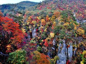 東北を代表する名所！宮城県・鳴子峡の紅葉が織りなす絶景に圧倒される旅！