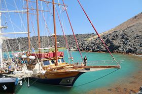 �ΎR�ɉ���A���E��̗[�����I�M���V���E�T���g���[�j������`���̋L���T���l�C��