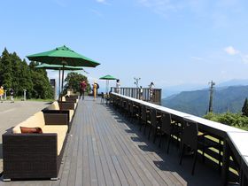 雲の上のカフェや足湯も！湯沢高原パノラマパークで外遊びを満喫！