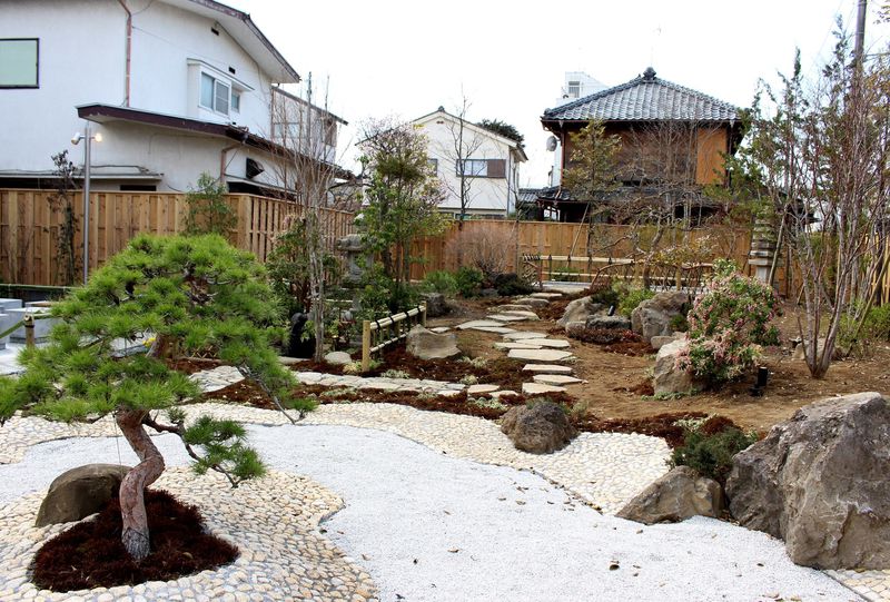 なんと日本庭園付き！四季を感じながらのカフェタイム