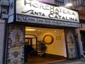 バレンシアの老舗カフェ「サンタ・カタリーナ」でまったり過ごすスペイン時間！