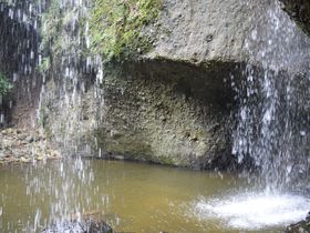 月待の滝でパワーチャージ＝滝行！手ぶらで楽しめる茨城県大子町の夏アクティビティ