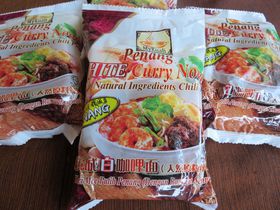 ����؂ꑱ�o�I�}���[�V�A�y�Y�u�y�i���E�z���C�g�J���[�k�[�h���v�̋L���T���l�C��