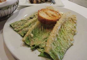 ���L�V�R�E�e�B�t�@�i���V�[�U�[�T���_�𐶒a�̒n�ŐH���I�̋L���T���l�C��