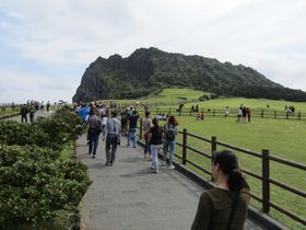 �����ڎw���I�؍��E�ϏB���́u��R���o��v�͐�i���ȁ`�̋L���T���l�C��