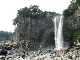 �؍��E�ϏB�̋��Ƀp���[�X�|�b�g �`�����h���R�A���I�̋L���T���l�C��