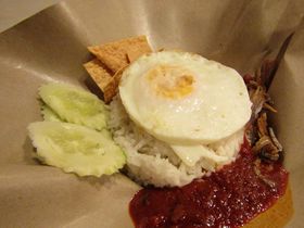 �}���[�V�A�́u�����͂�v�͊X�p�ŁI��i�߂��邨���߂T�I�̋L���T���l�C��