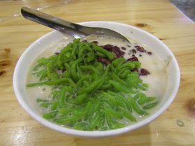 �}���[�V�A�ŐH�ה�ׁI�A�C�X�ȃX�C�[�c�����߂T�I�̋L���T���l�C��