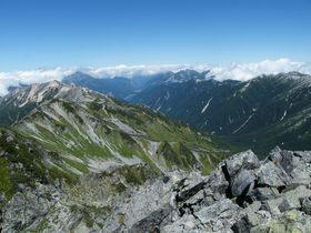 kAvXƐg߂ɁIxRSR̎RXցI̋LTlC