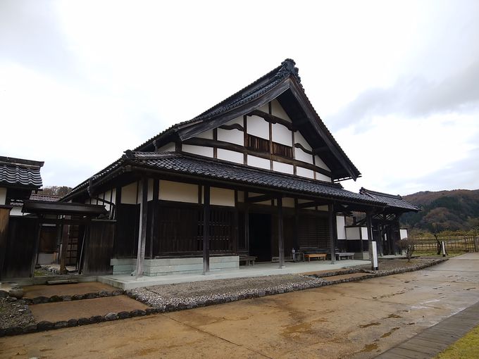 ���ɕ���