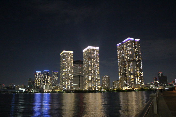 夜景スポット目白押し 東京 豊洲ぐるり公園 で夜散歩 東京都 Lineトラベルjp 旅行ガイド