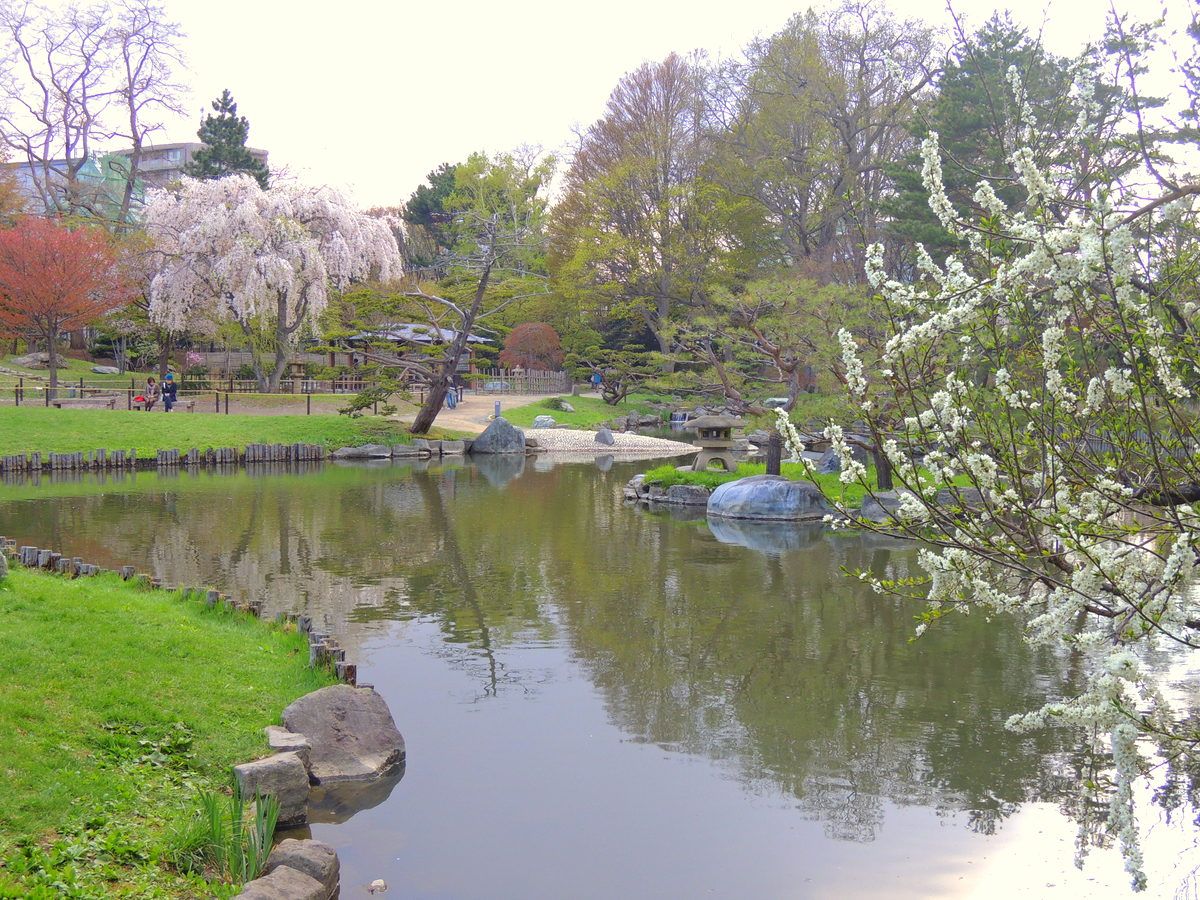 札幌中心部のオアシス「中島公園」四季のパレット