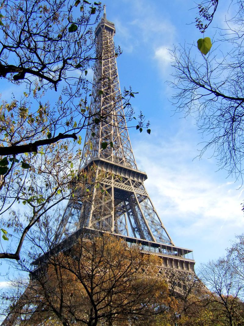 パリのランドマークタワー「エッフェル塔」そのものが絶景