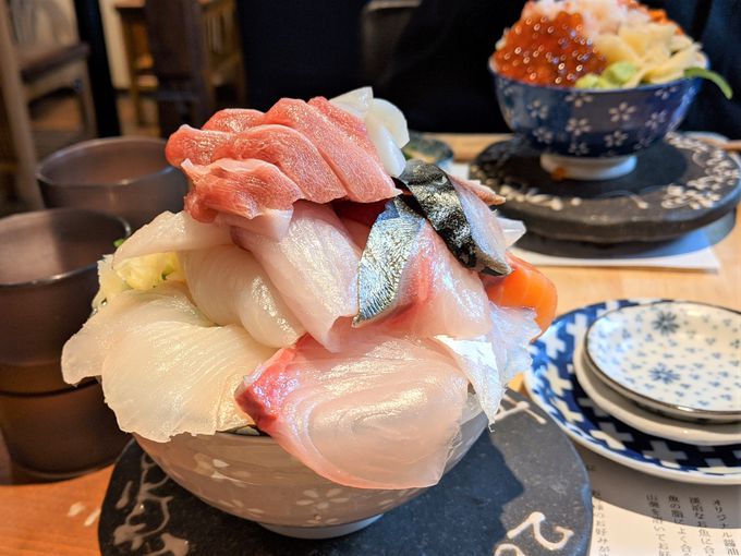 「シハチ鮮魚店」の海鮮丼が話題！今食べたい札幌海鮮グルメ