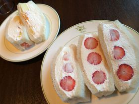 苺サンドに日光高原牛！宇都宮「フルーツダイニングパレット」は栃木の旬が詰まった店