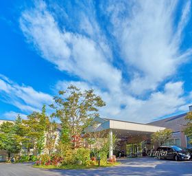 �܂��ɐX�̃z�e���I�T���o���[�ߐ{�u�t�H���X�g���B���v�`�ߐ{���򋽁`�̋L���T���l�C��