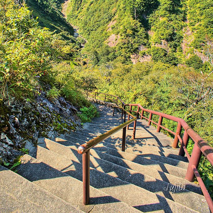 ５年ぶり再開 石川 親谷の湯 は日本屈指の絶景露天風呂 石川県 Lineトラベルjp 旅行ガイド