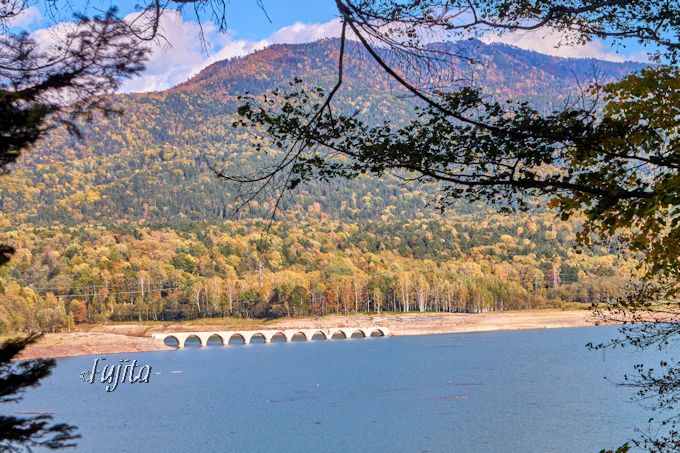 u^EVxc싴v̓W]䂩gtI