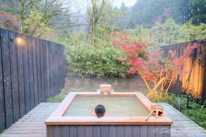 箱根七湯の名湯！芦之湯温泉を貸切露天風呂で堪能
