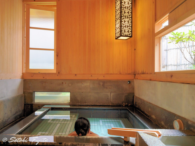 修善寺温泉「新井旅館」は登録有形文化財の宿！