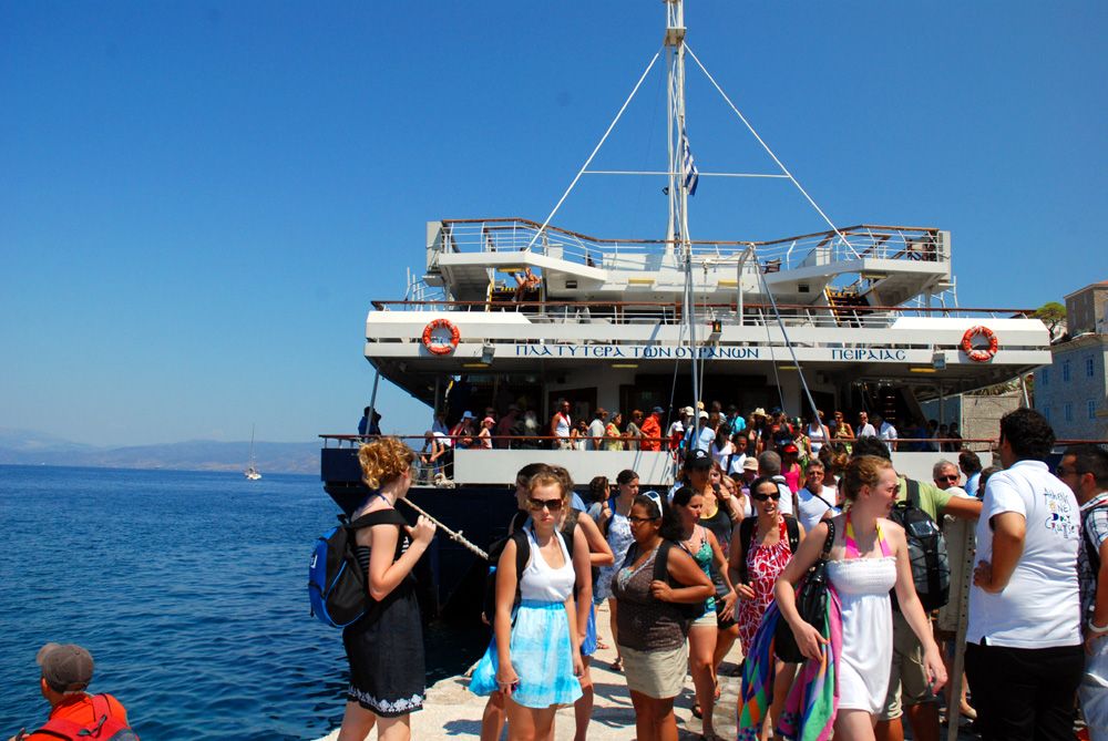 ギリシャ・エーゲ海を日帰りで満喫！人気の1日クルーズで出かけよう！