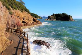 ���˓��C�ɕ����Ԑ_��̓��E�同���Ńp���[�����`���[�W�I�̋L���T���l�C��