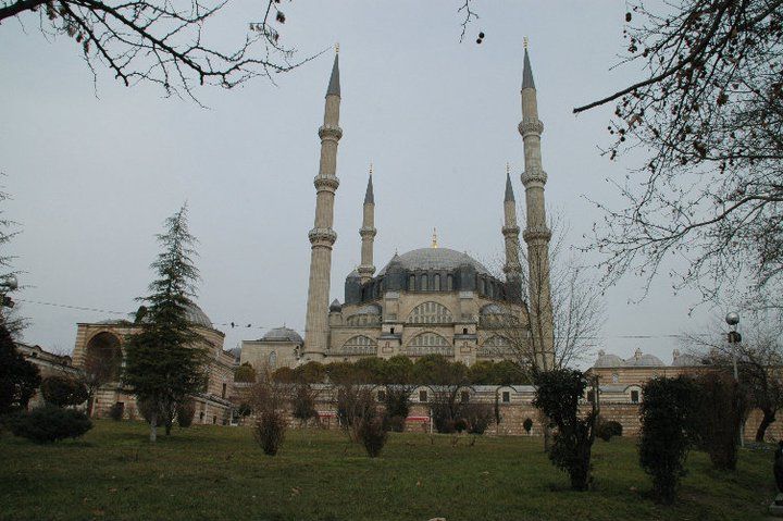 トルコの古都エディルネ〜モスク建築の最高峰「セリミイェ・モスク」も！〜