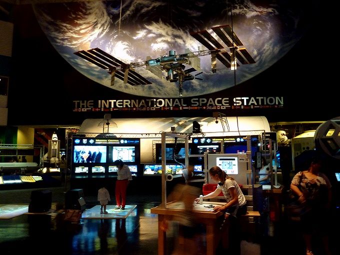 Nasaのトラムで地球脱出 米 ヒューストン宇宙センター アメリカ Lineトラベルjp 旅行ガイド