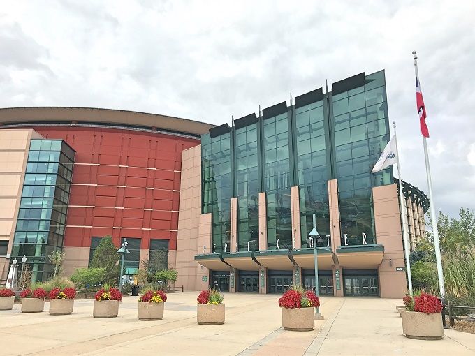 �u�y�v�V�Z���^�[�v�Ŏ����Q�O�O�����𐶊ϐ�