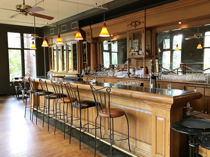 �ΔȂɘȂޗ��j�I�������u�G�������h���C�N�E���b�W�v