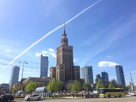 ポーランド「ワルシャワ」東欧らしさも残る近代的な中心市街地