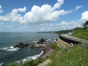 ���C�R�[�̊X�E�R�`���V�����Ŋy���ފC�E�R�E��̐�i�I�̋L���T���l�C��