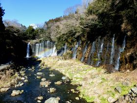 美しい虹の見える滝！富士宮にある白糸の滝を見に行こう