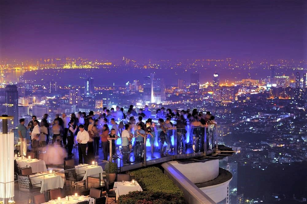 高さ世界一 バンコクのルーフトップバー シロッコ でタイ観光旅行も最高 タイ Lineトラベルjp 旅行ガイド
