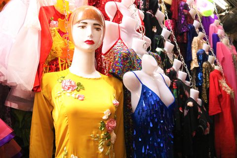 �x�g�i���y�Y�������I�n�m�C�̃h���X�A���s��Ńv�`�v���ό����s
