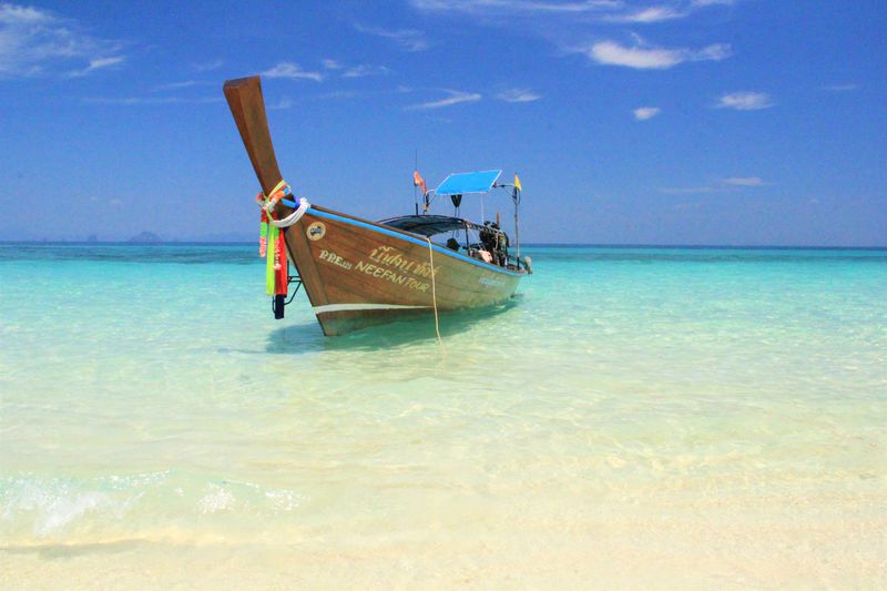 透明度バツグンの海！「バンブー島」は絶景のビーチ