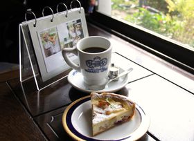 �_�ˊό��E�f�[�g�ɂ������߁��n�����������Ă�܂Ȃ��X�C�[�c�E�J�t�F���l�C�̔閧�Ƃ́H�u�����E��e�v�̋L���T���l�C��