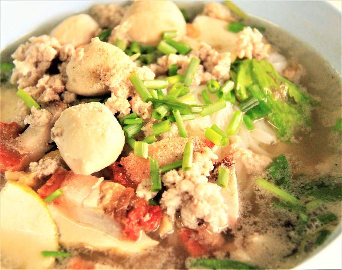 タイの名物麺料理「カオ・ソーイ」「パッタイ・ホーカイ」「クイティアオ」