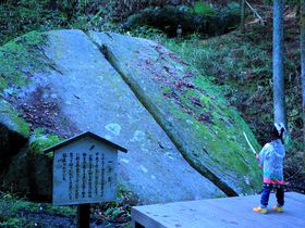 剣士の聖地「一刀石」の謎！奈良県柳生町の観光スポット４選