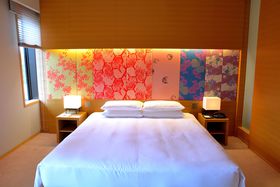 {̖͂ځInCAbg[WFV[s̋LTlC